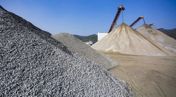 建一個(gè)砂石廠投資有哪些？唐山金路為您解答