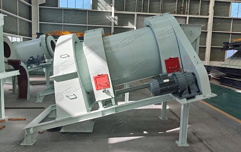 機制砂防離析、防揚塵，有經(jīng)驗的砂廠都在用加濕拌和機